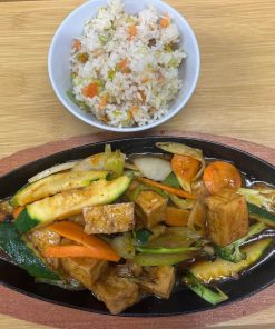 80 Tofu aux légumes sautés