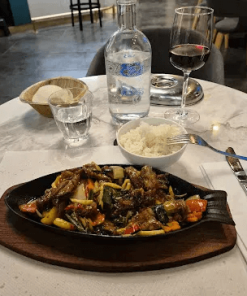 32 Porc à l’aile et au piment